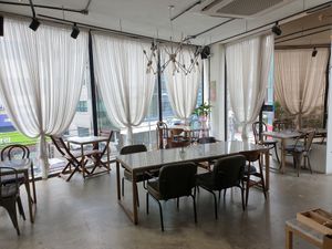 great seating at Vegan & Beyond in Seoul