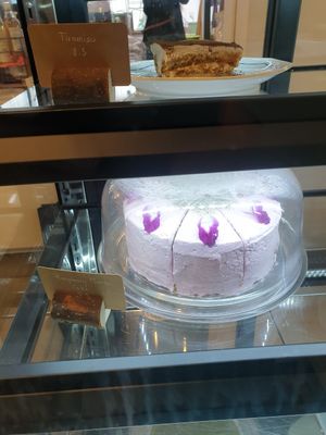 cakes at Vegan & Beyond in Seoul