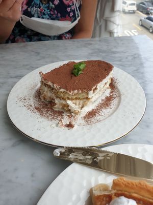 tiramisu at Vegan & Beyond in Seoul