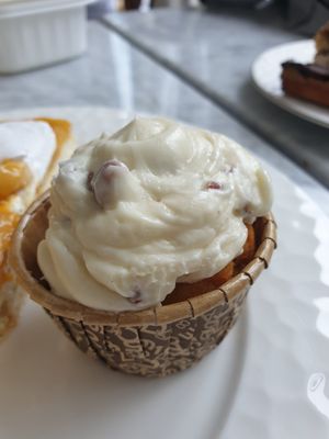 pumpkin cupcake..  really good! at Vegan & Beyond in Seoul