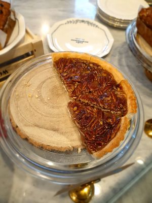 pecan pie at Vegan & Beyond in Seoul
