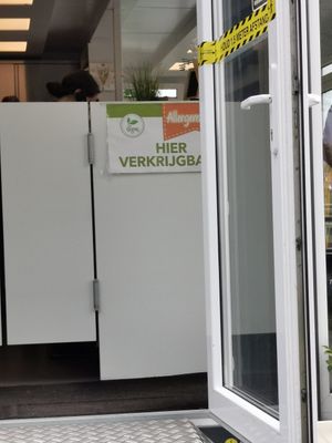 Vegan sign at De Friterie in Smilde