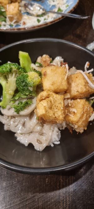  at Canton Palace in Wentworth Falls