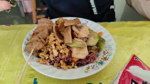  at Vegetarian Food by Somjan in Lampang