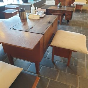 nice decor .. chair seating at Dusu Gobang 두수고방  in Suwon