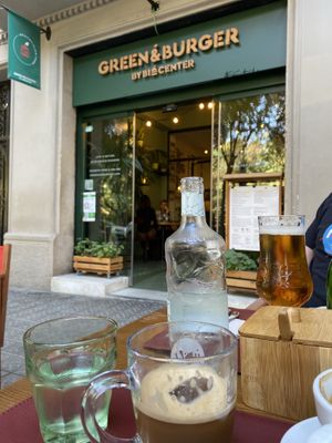 By the park next to La Sagrada Familia at Green&Burger - Biocenter in Barcelona