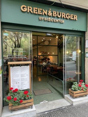 Outside  at Green&Burger - Biocenter in Barcelona