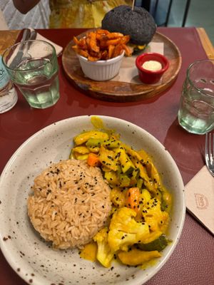 Vegetable curry at Green&Burger - Biocenter in Barcelona