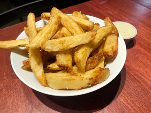 House-Cut Fries (vegetarian)
charred scallion aioli at Molly Malloy's in Philadelphia