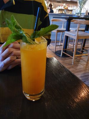 Mango bev at Chi in Vancouver