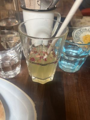 Drinks   at La Cantine de Sam in Paris