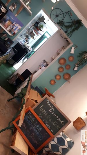 Interior at La Cantine de Sam in Paris