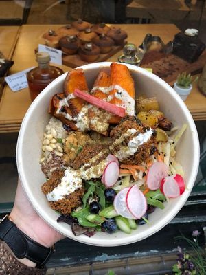 BOWL VITALITY at La Cantine de Sam in Paris