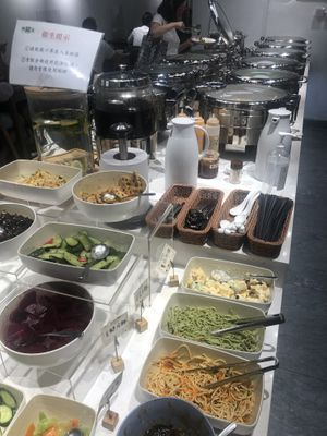 They have soup, hot food, cold food.  at Ahimsa Buffet 無肉食 - Central in Kowloon