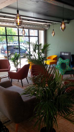 Salon at Café Lulu - Kanal in Brussels