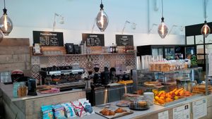 Bar at Café Lulu - Kanal in Brussels