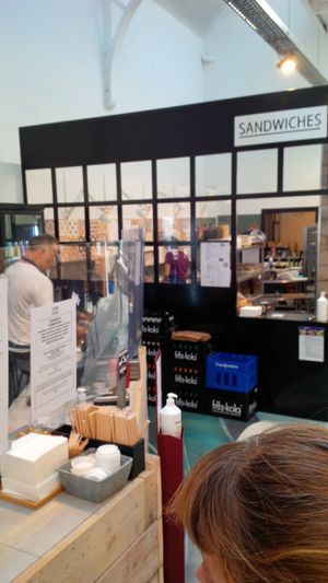 Cuisine at Café Lulu - Kanal in Brussels