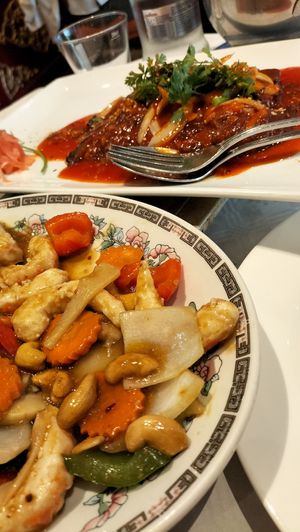 Vegan dishes at De Yuan in Liege