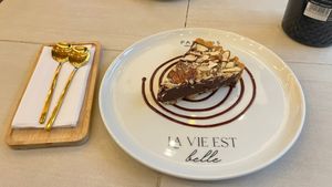  at Paradis Patisserie in Bogota