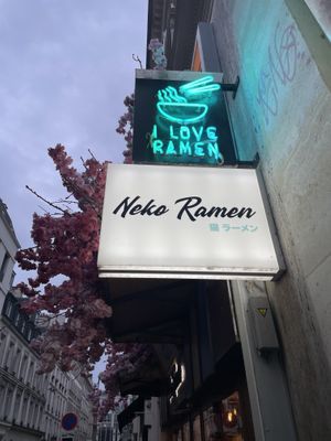 Cartel  at Neko Ramen in Paris