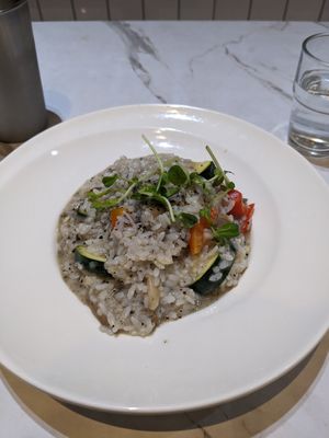 Mushroom risotto at De l'espoir 手在餐桌 in New Taipei City