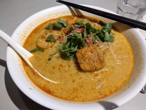 香辣植物雞柳秘製叻沙湯米粉 at Green Common - Tuen Mun in Kowloon