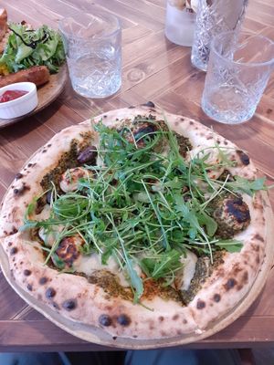 Green wave 👌 at Commune Cafe in Tallinn