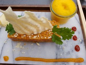 Linsen-Apfel Salat mit Mango Espuma at Candela  in St Gallen