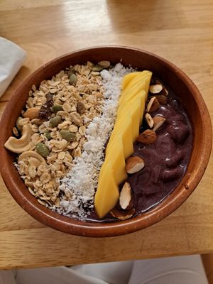 Açai bowl 🥣 at iVegan Supershop Westlake Hanoi - Healthy Plant Based Cafe in Hanoi