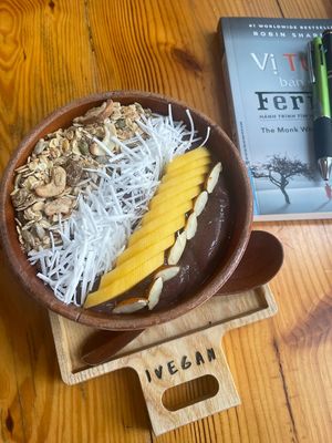 acai smoothie bowl  at iVegan Supershop Westlake Hanoi - Healthy Plant Based Cafe in Hanoi