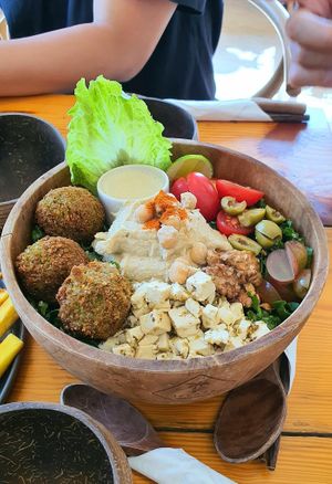 Falafel Bowl. Its soooooooooo big for me at iVegan Supershop Westlake Hanoi - Healthy Plant Based Cafe in Hanoi