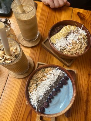 Wake up bowl and the iVegan bowl  at iVegan Supershop Westlake Hanoi - Healthy Plant Based Cafe in Hanoi