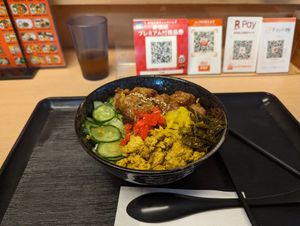 Sweet and Sour Veggie Rice Bowl with soy meat at Yume-an ゆめ庵 in Tokyo