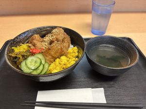 Rice bowl with vegetal proteins and a soup  at Yume-an ゆめ庵 in Tokyo