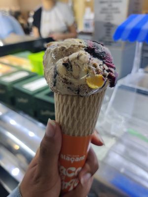  at Heladería Los dos Hermanos in Gijon