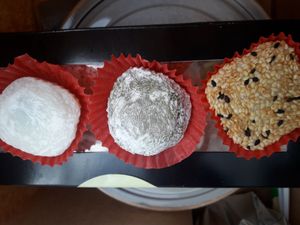 Mochi with red bean / matcha / sesame at Cudo Vegan Sushi in Poznan