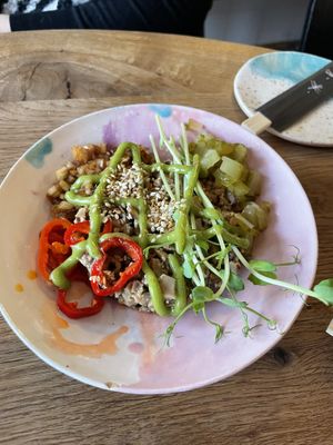 Shiitake tartare 🤤 at Cudo Vegan Sushi in Poznan