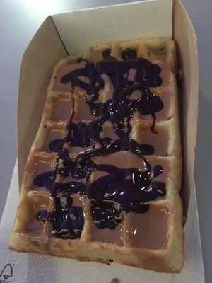 Waffle with Notella and Speculoos   at Jolly Chocolat in Bordeaux