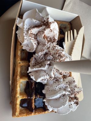 Notella and vegan cream waffle  at Jolly Chocolat in Bordeaux