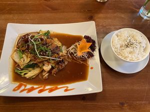 V55 + seitan at Vevi in Vienna