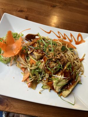 Gebratene Nudeln  at Vevi in Vienna