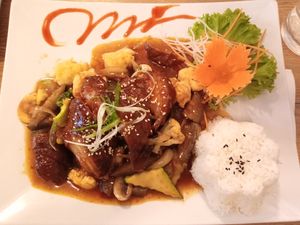 Amazing seitan! at Vevi in Vienna