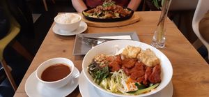 'Duck' (n. 57) and ??? (N. 41) at Vevi in Vienna