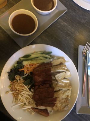 Pho bowl with tofu and soya stripes   at Vevi in Vienna