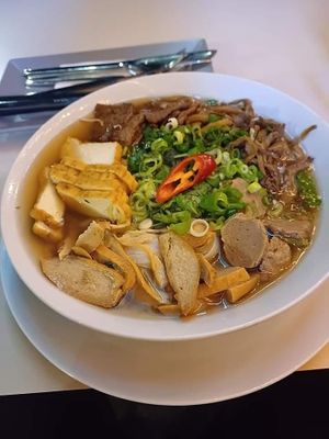 Pho at Vevi in Vienna