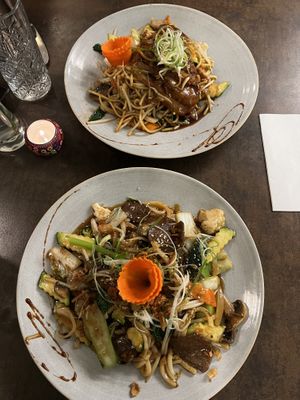 Fried wheat noodles with soy strips and fried udon with tofu    at Vevi in Vienna