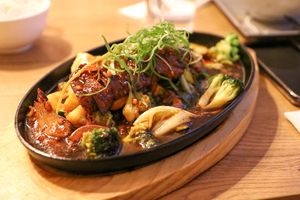 Rau Sốt Chảo Gang  at Vevi in Vienna