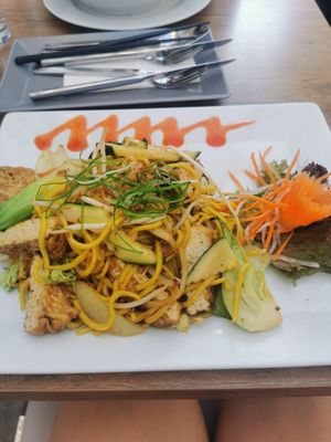 Fried noodles (a bit boring) at Vevi in Vienna