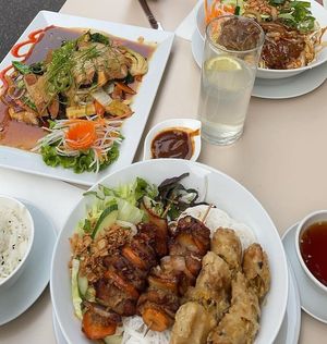 Vegan salmon and two different bowls at Vevi in Vienna