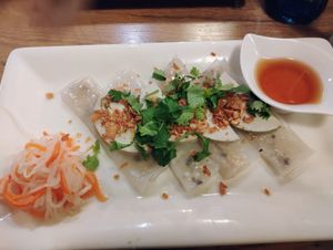 Appetizer rice noodles with veggies  at Vevi in Vienna